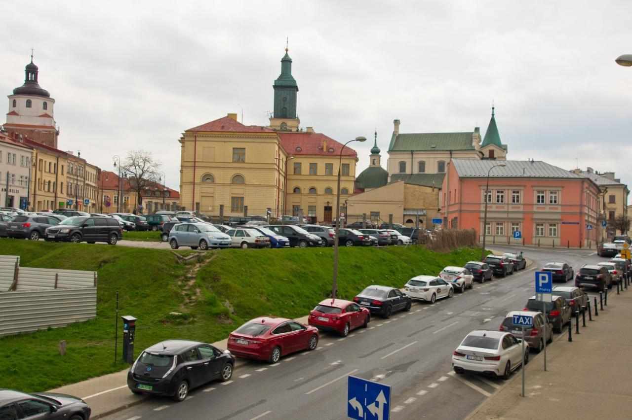 Apartament Granatowy Swietoduska 12 Lublin Kültér fotó