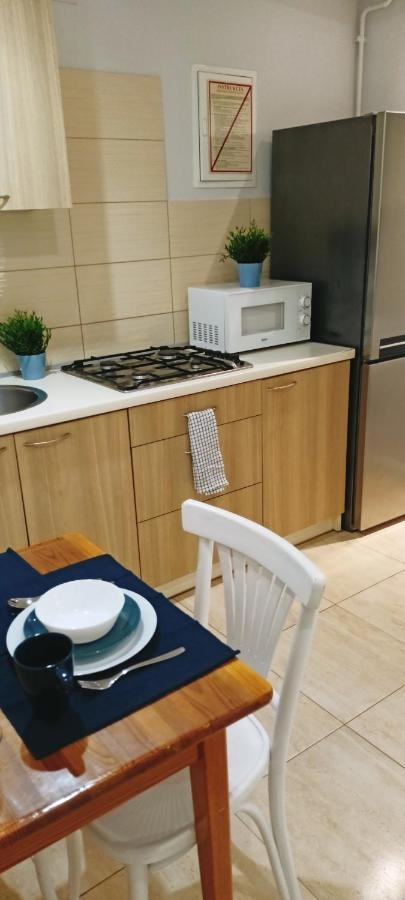 Apartament Granatowy Swietoduska 12 Lublin Kültér fotó