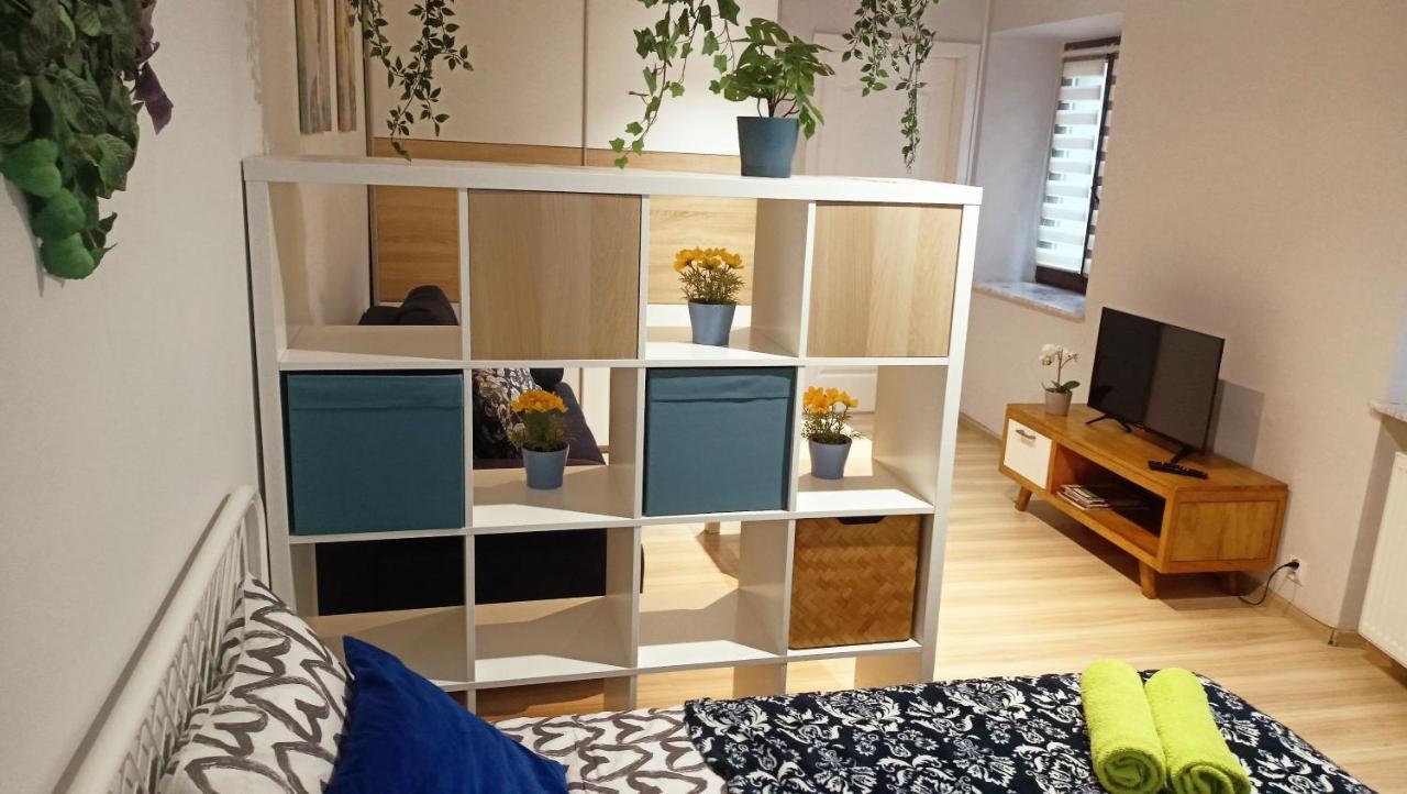 Apartament Granatowy Swietoduska 12 Lublin Kültér fotó